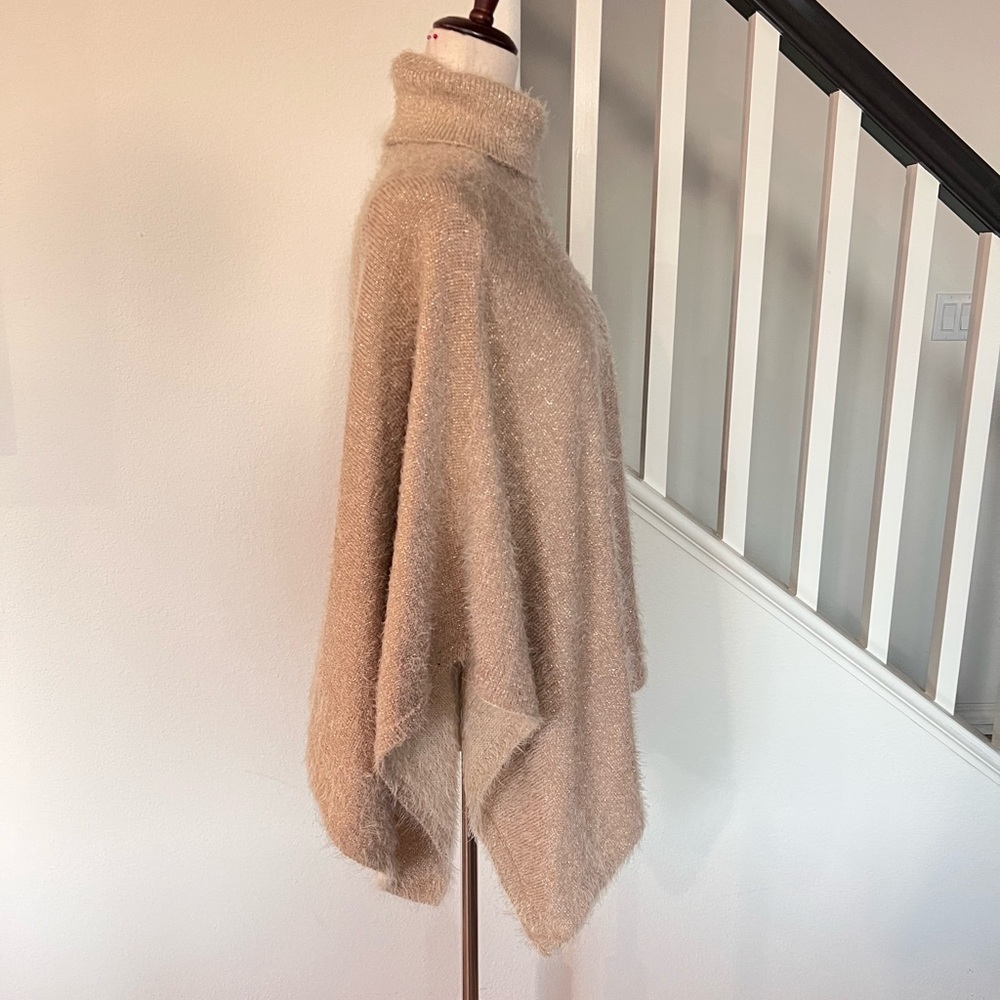 Akemi + Kin Anthropologie eyelash turtleneck poncho cream and gold OS